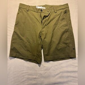Lululemon Shorts Men 34 Green The Works 11” Warpstreme Chino Active Stretch